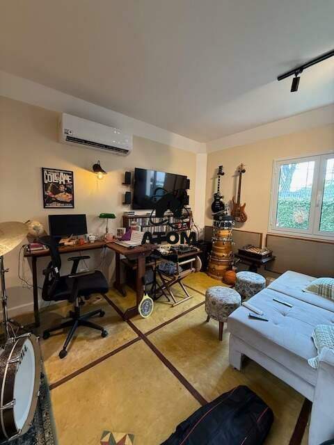 Casa em condominio à venda no Estiva: 