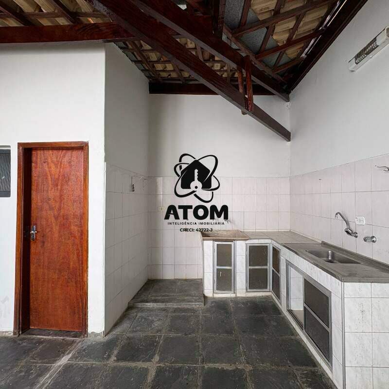 Casa à venda no Centro: 