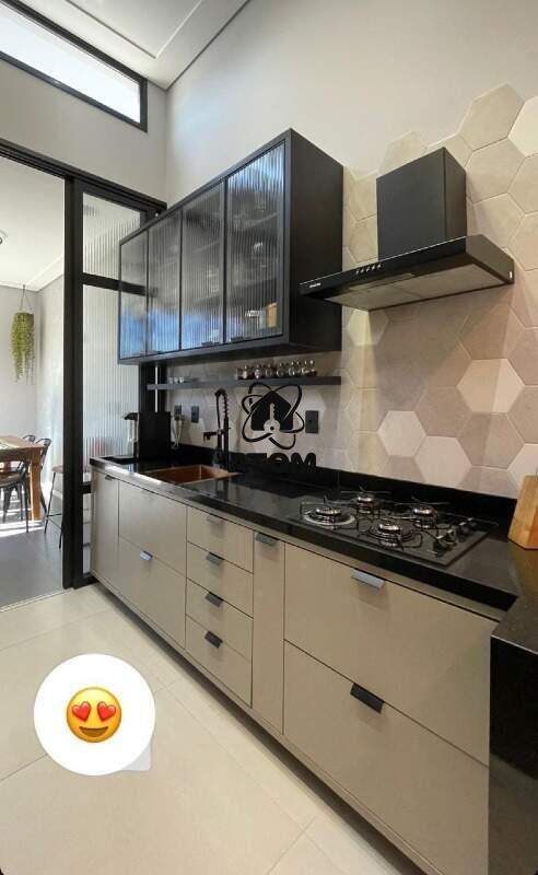 Casa à venda no Parque São Dpmingos: 