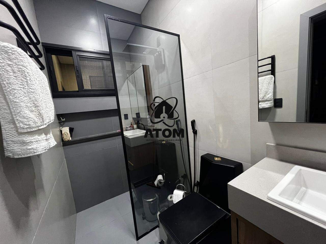 Casa à venda no Parque São Dpmingos: 