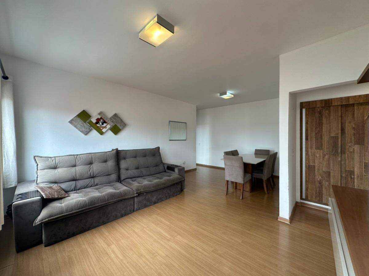 Apartamento à venda no Vila São José: 