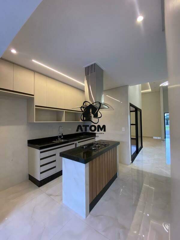 Casa em condominio à venda no Loteamento Residencial Pérola do Vale: 