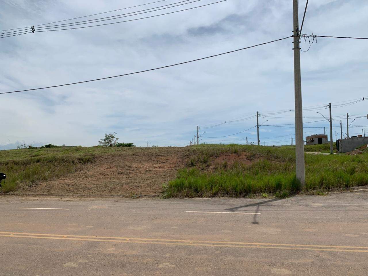 Lote à venda no Loteamento Portal do Lago: 