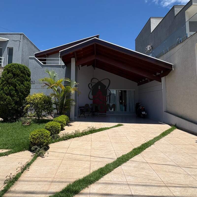 Casa em condominio à venda no Bairro dos Guedes: 