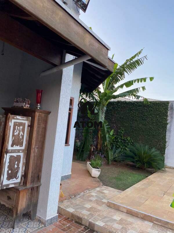 Casa para aluguel no Jardim das Nações: 