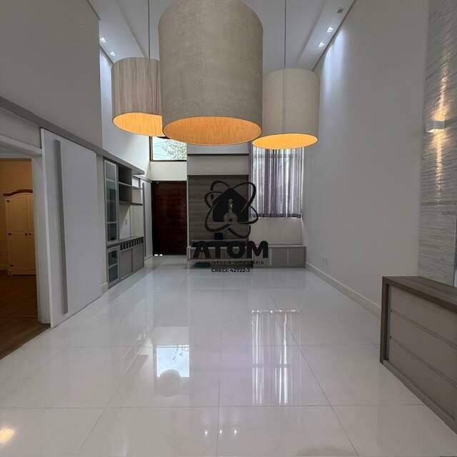 Casa em condominio à venda no Piracangaguá: 