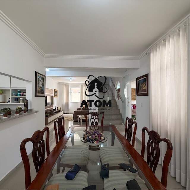 Casa em condominio à venda no Chácara Olaria: 