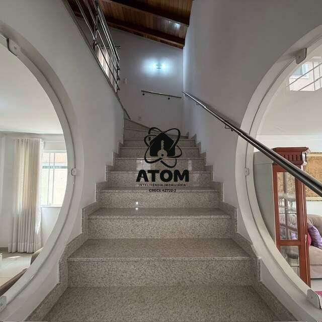 Casa em condominio à venda no Chácara Olaria: 
