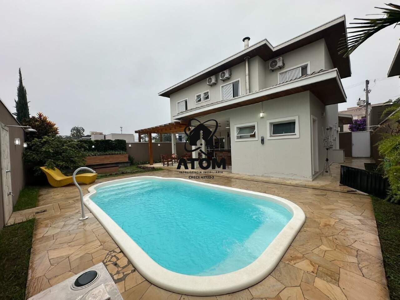 Casa em condominio para aluguel no Vila Mecanica Pesada: 