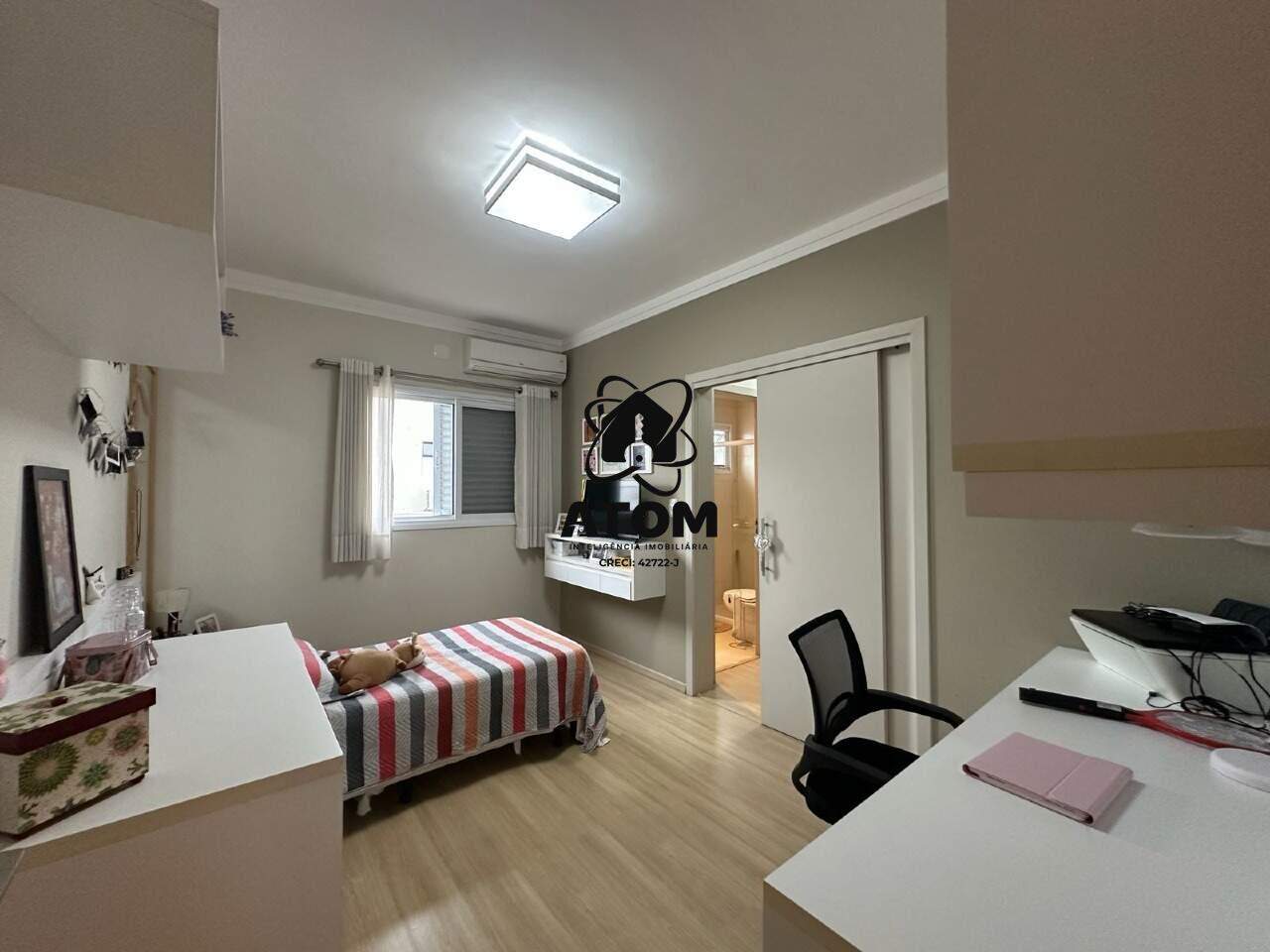 Casa em condominio para aluguel no Vila Mecanica Pesada: 