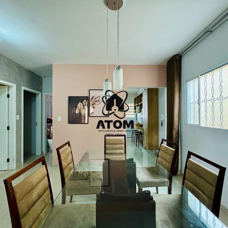 Casa à venda no Loteamento Residencial e Comercial Parque Central Flamboyant: 