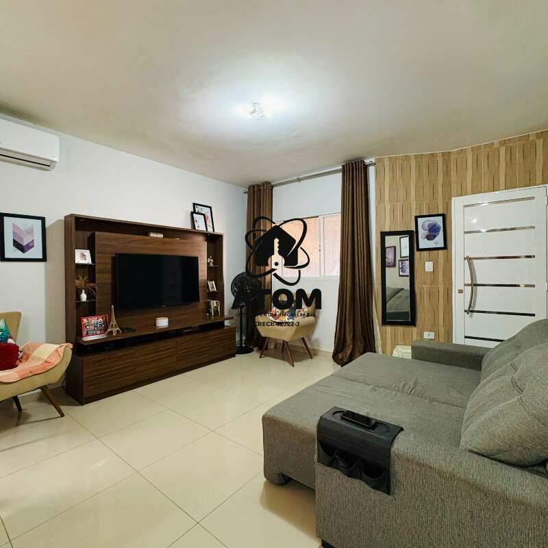 Casa à venda no Loteamento Residencial e Comercial Parque Central Flamboyant: 