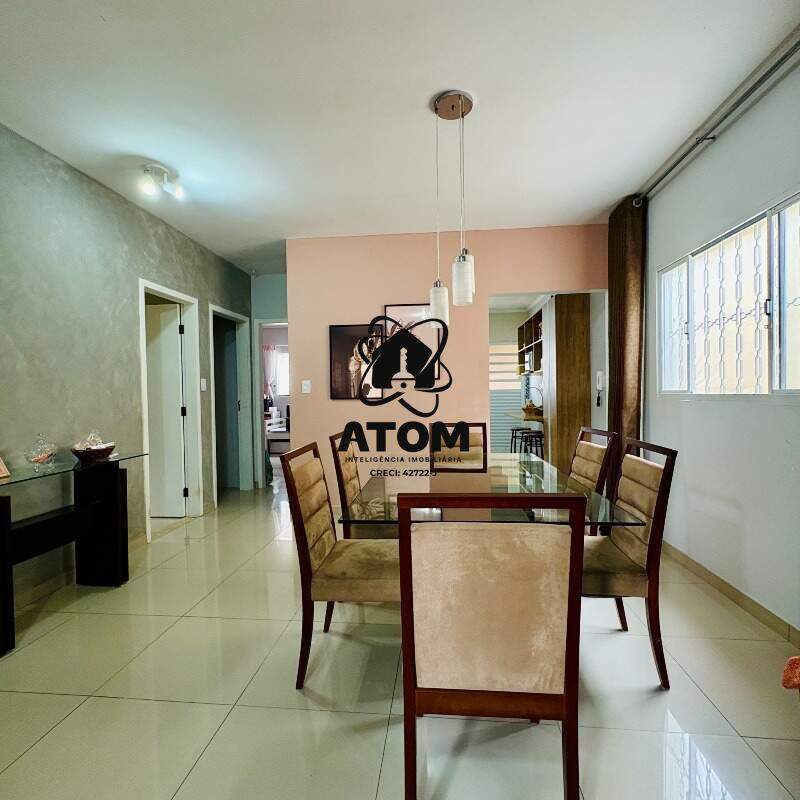 Casa à venda no Loteamento Residencial e Comercial Parque Central Flamboyant: 