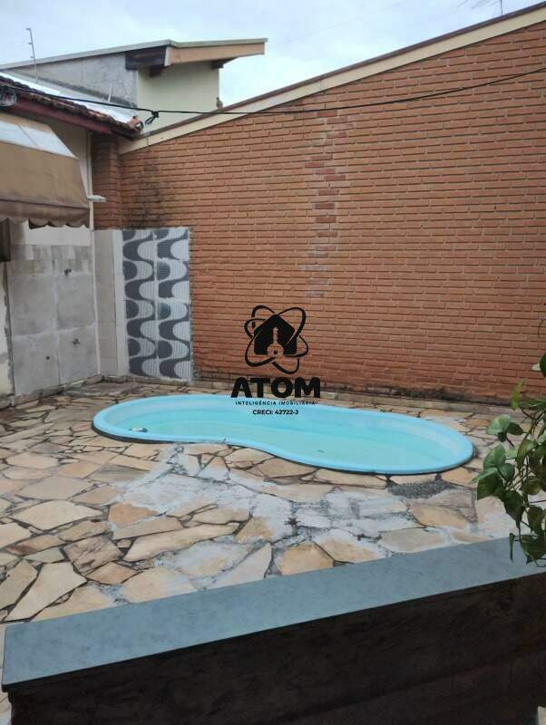 Casa para aluguel no Jardim Maria Augusta: 