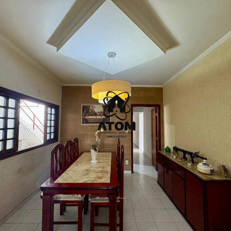 Casa à venda no Jardim Ana Emilia: 