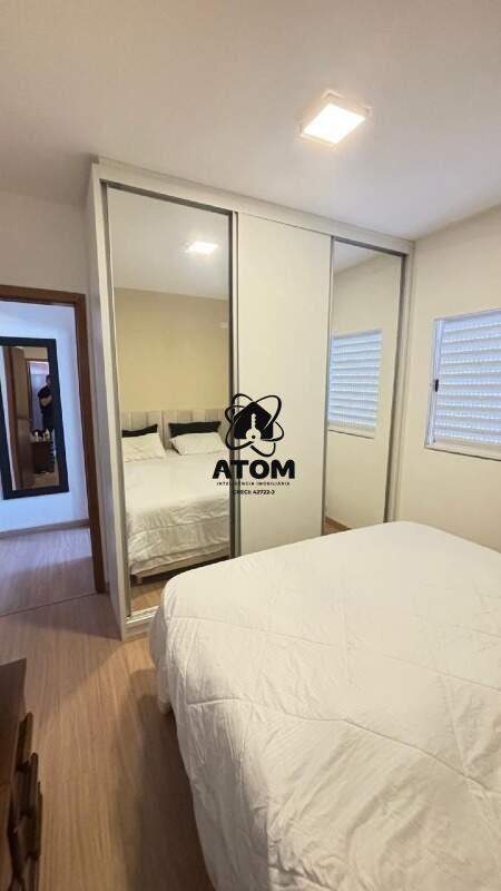 Apartamento à venda no Piracangaguá: 