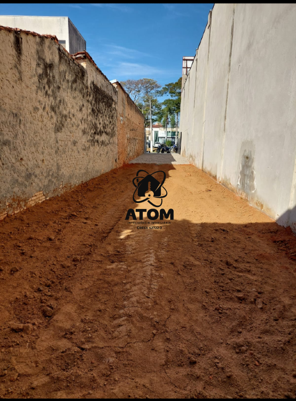 Terreno/Lote para aluguel no Centro: 