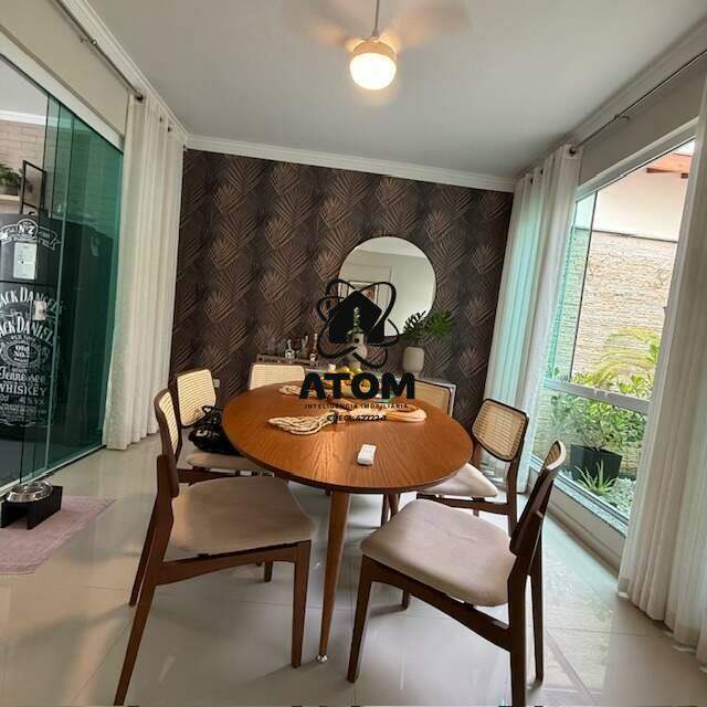 Casa em condominio à venda no Loteamento Residencial Campos do Conde II: 