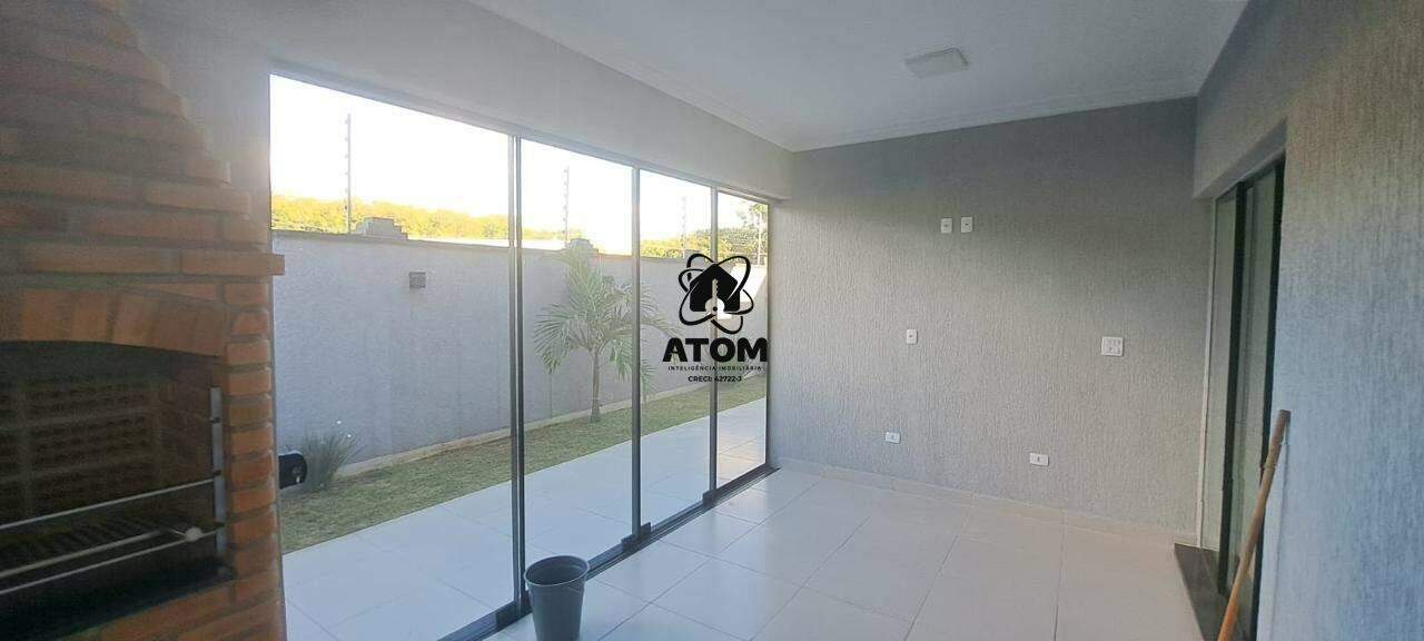 Casa em condominio à venda no Areão: 