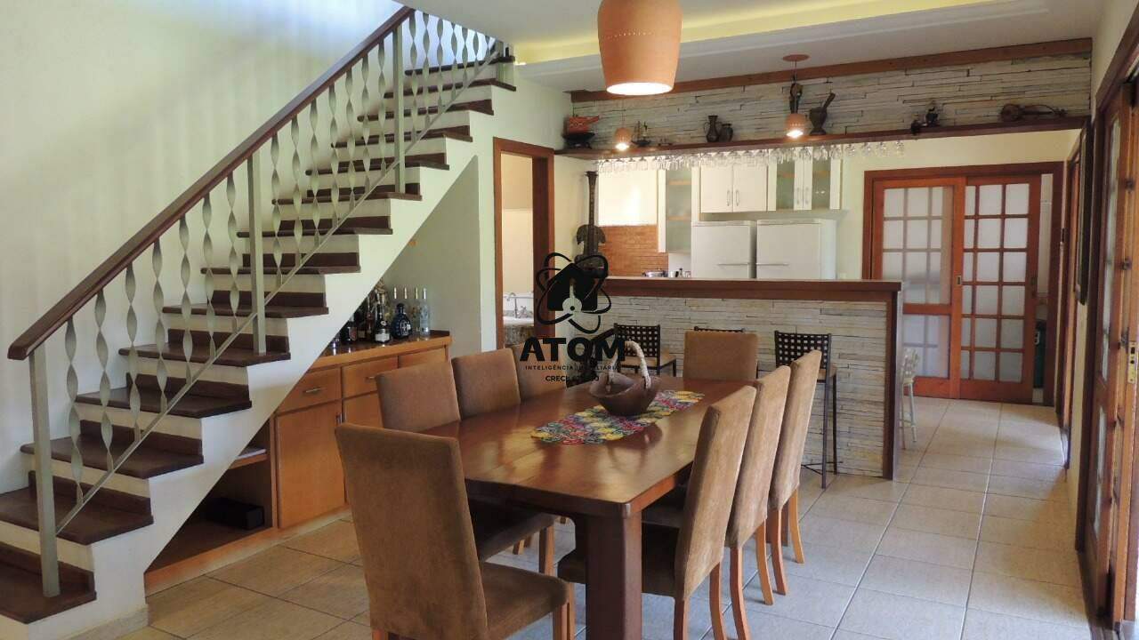 Casa em condominio à venda no Chácaras Cataguá: 