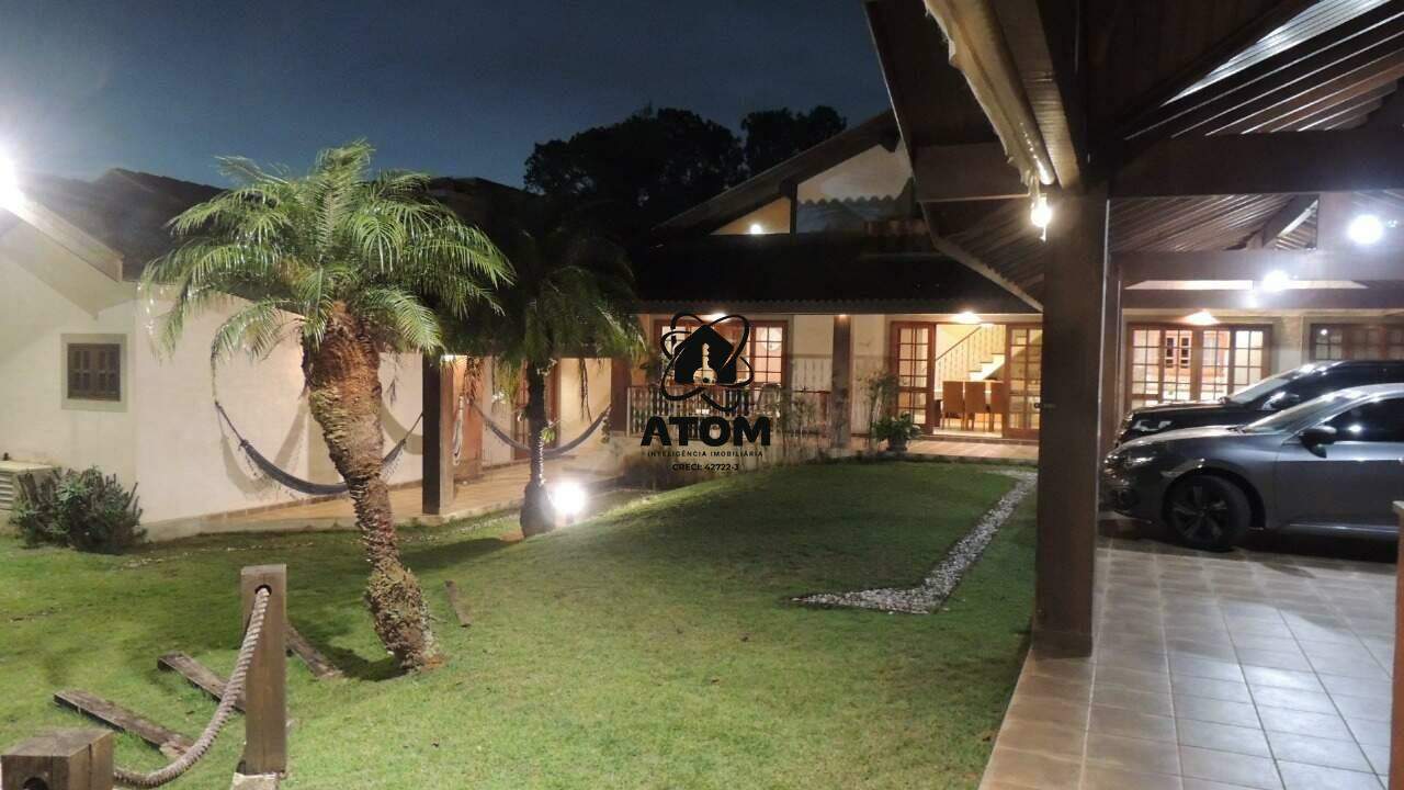 Casa em condominio à venda no Chácaras Cataguá: 