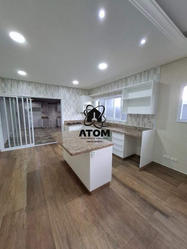 Casa em condominio à venda no Piracangaguá: 