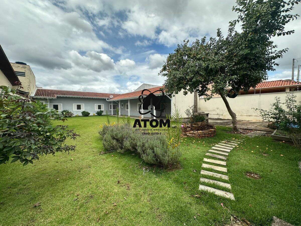 Casa à venda no Vila das Jabuticabeiras: 