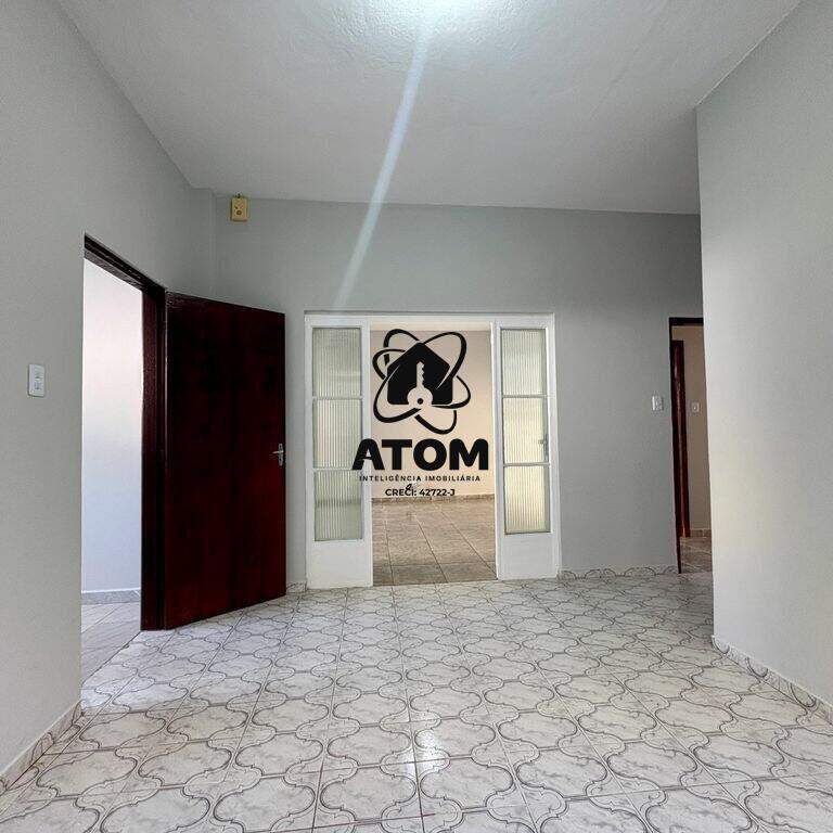 Casa para aluguel no Jardim Maria Augusta: 