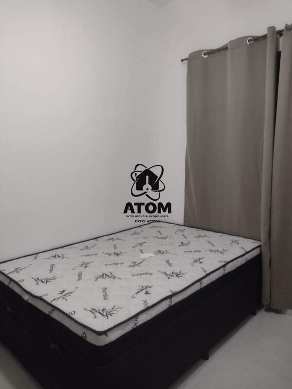 Kitnet para aluguel no Centro: 