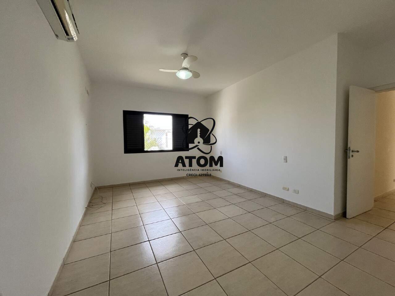 Casa em condominio para aluguel no Vila Costa: 
