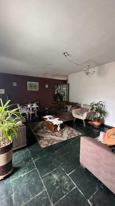 Casa para aluguel no Vila das Jabuticabeiras: 