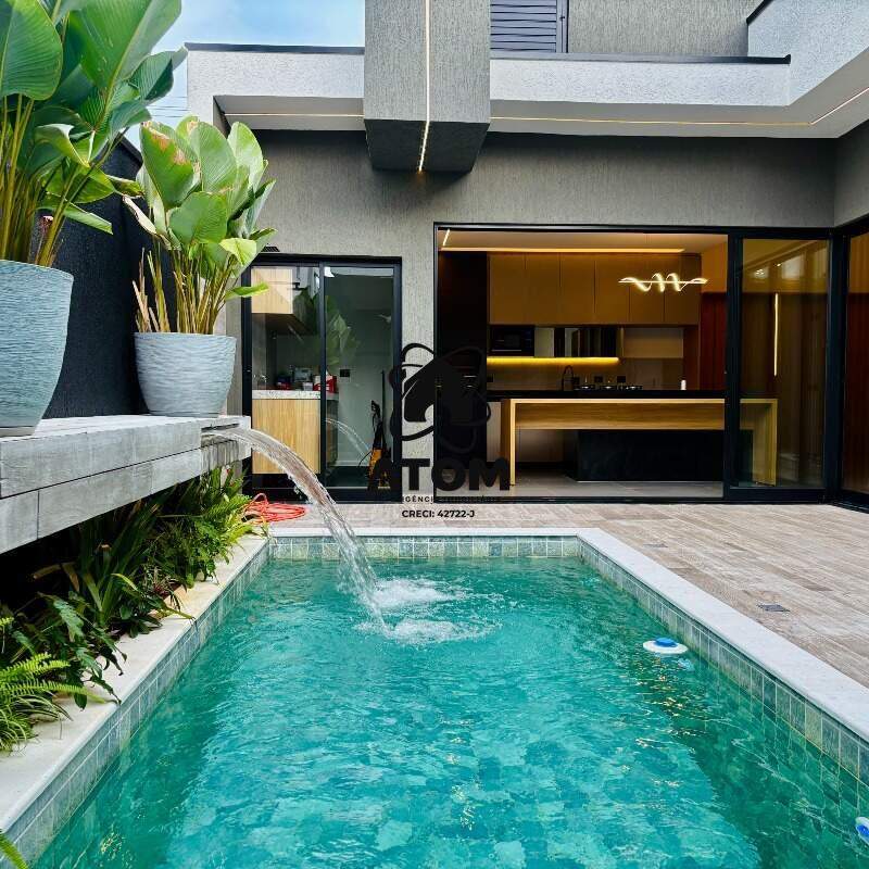 Casa em condominio à venda no Piracangaguá: 