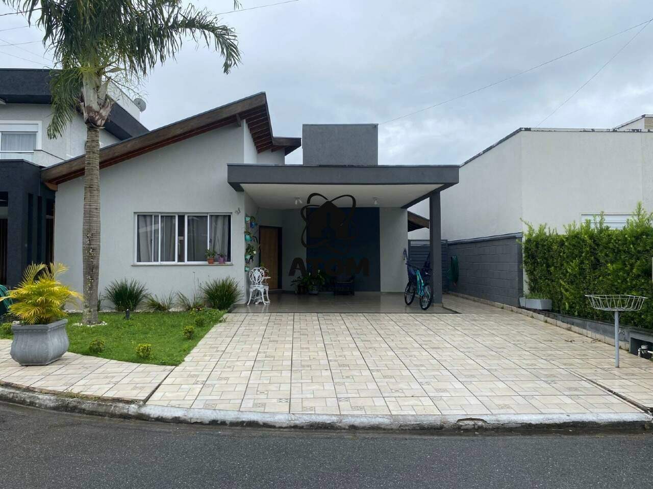 Casa em condominio à venda no Castelo: 