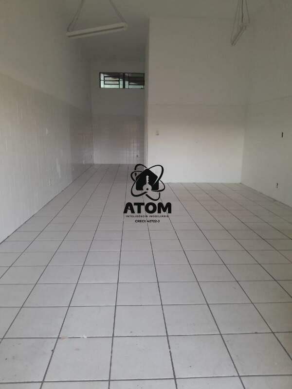 Ponto Comercial para aluguel no Vila das Jabuticabeiras: 