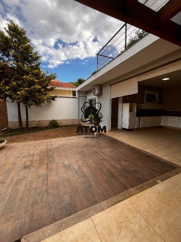 Casa para aluguel no Caminho Novo: 