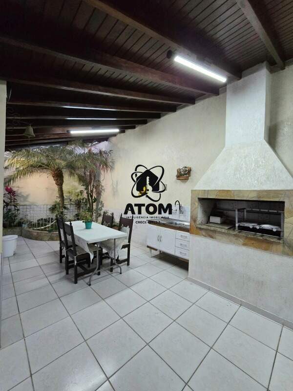 Casa à venda no Vila Santa Isabel: 