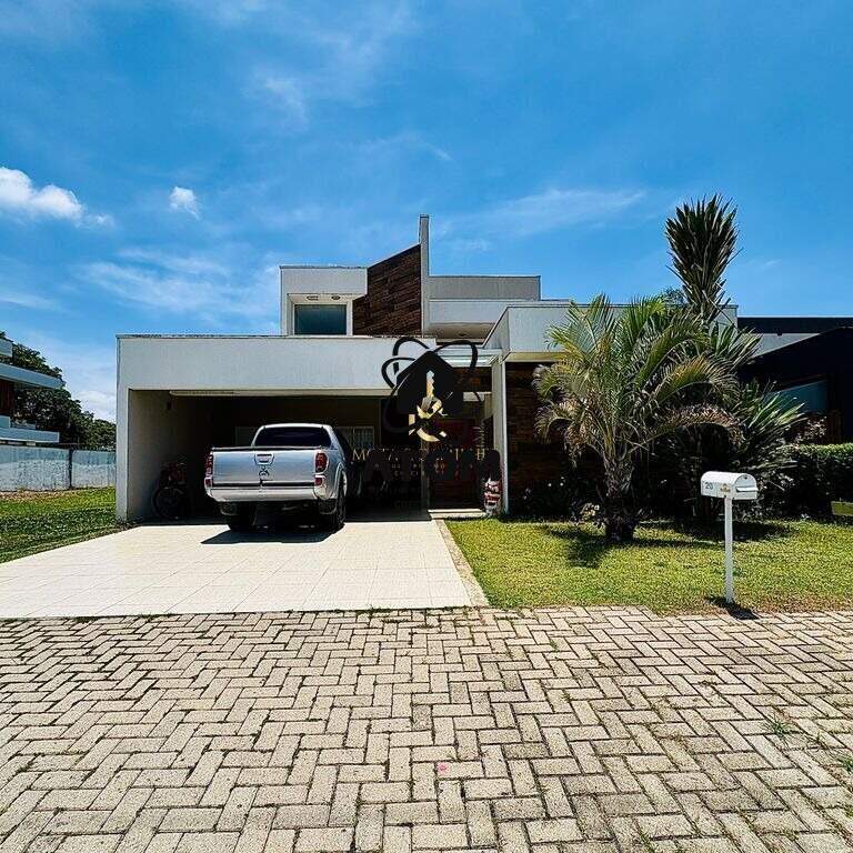 Casa à venda no Quiririm: 