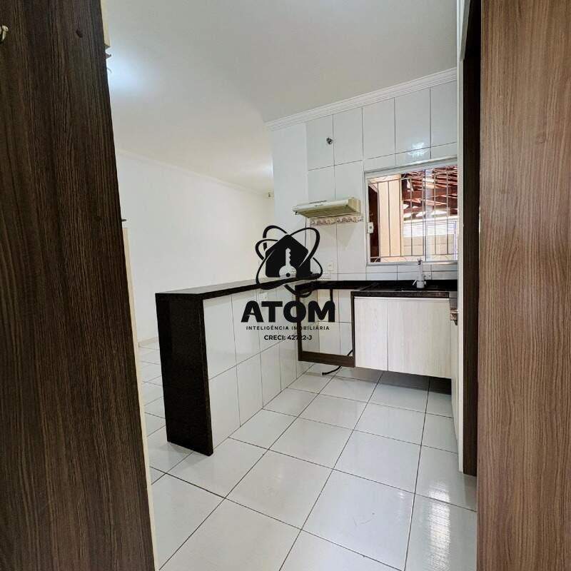 Casa à venda no Continetal II: 