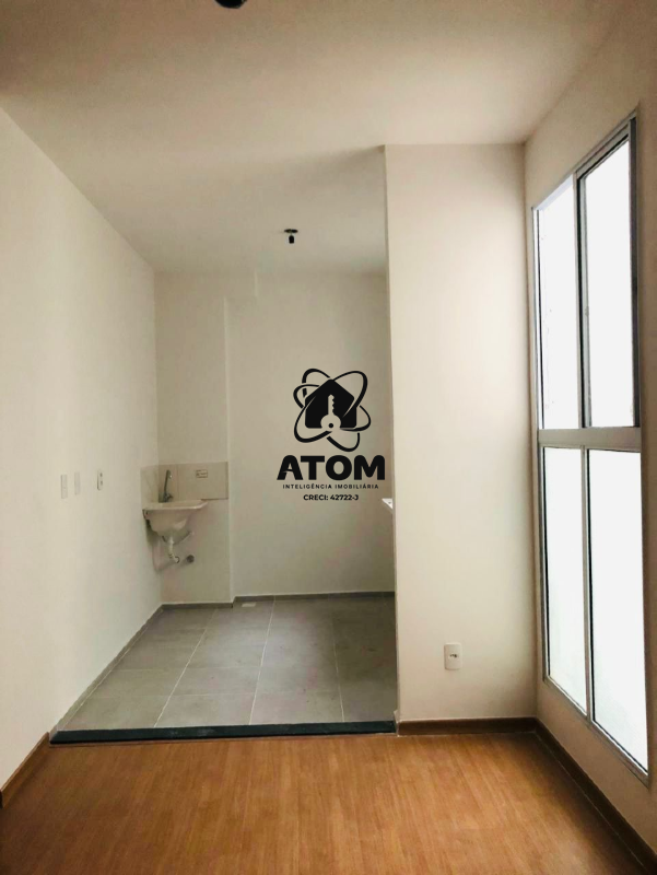 Apartamento à venda no Granjas Santa Terezinha: 