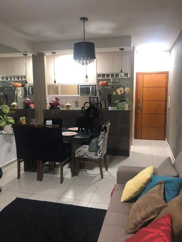 Apartamento à venda no Granjas Santa Terezinha: 