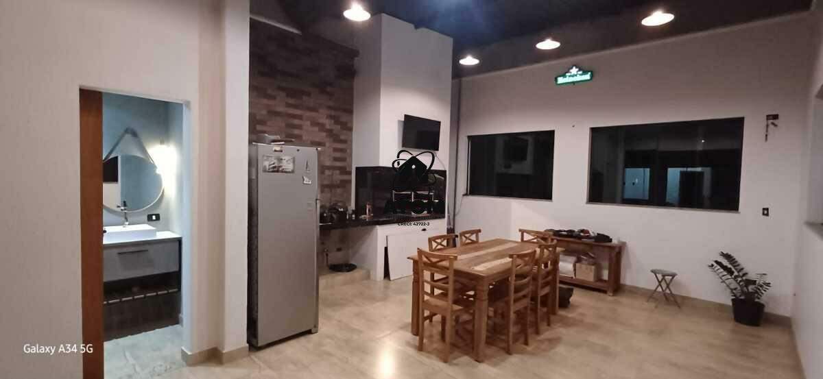 Casa à venda no Vista Alegre: 