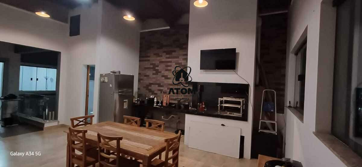 Casa à venda no Vista Alegre: 