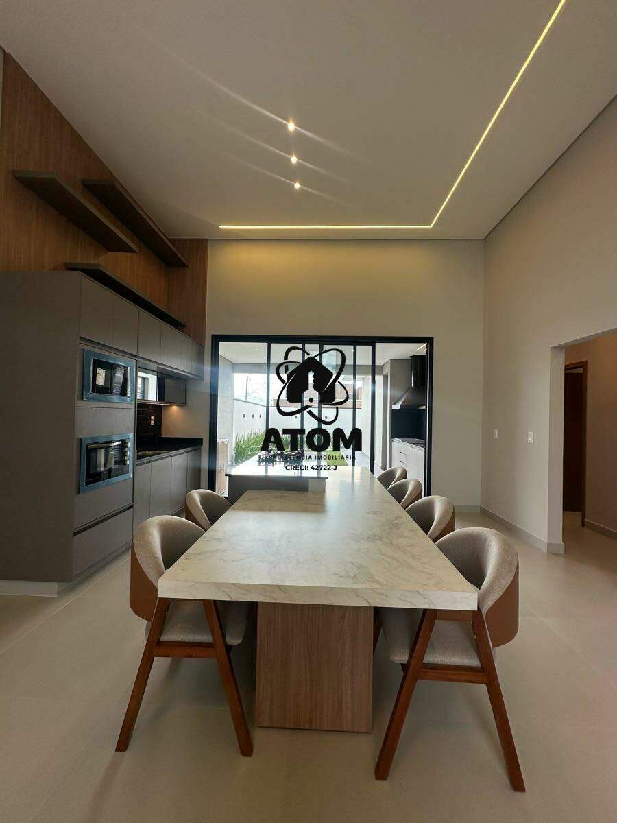 Casa em condominio à venda no Loteamento Residencial Pérola do Vale: 