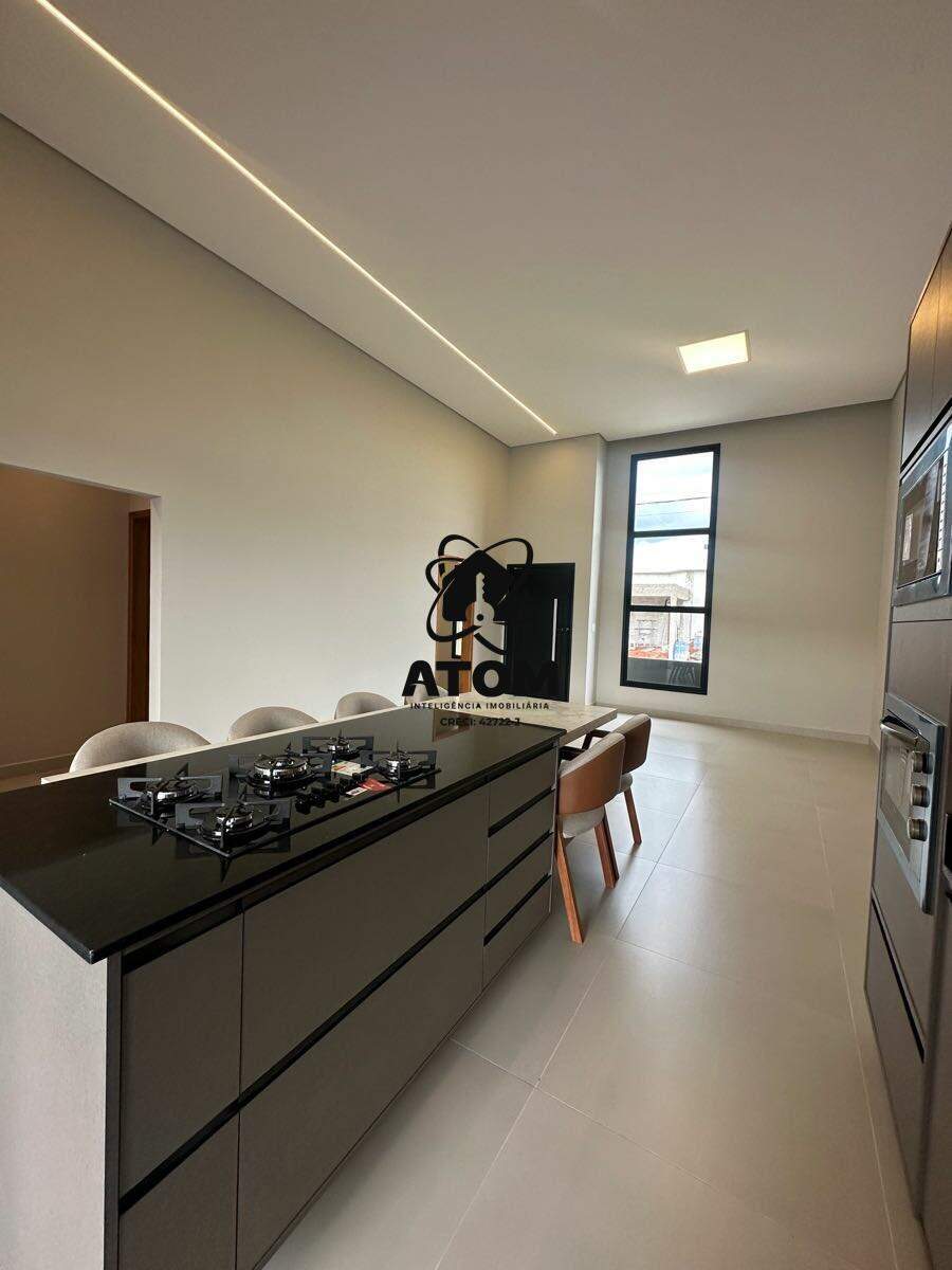 Casa em condominio à venda no Loteamento Residencial Pérola do Vale: 