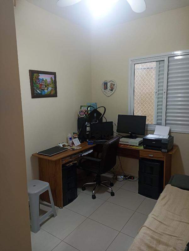 Apartamento à venda no Granjas Santa Terezinha: 