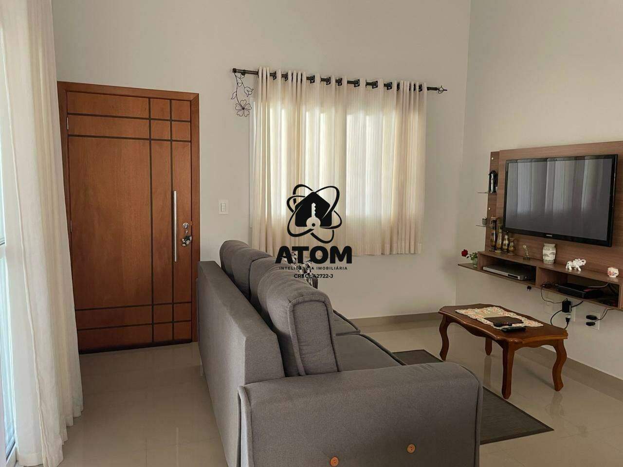 Casa em condominio à venda no Piracangaguá: 