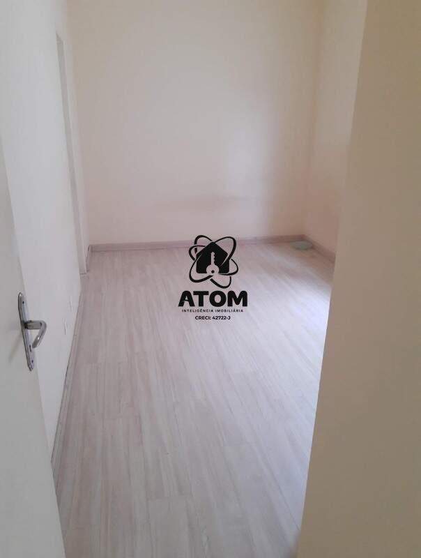 Casa em condominio à venda no Piracangaguá: 