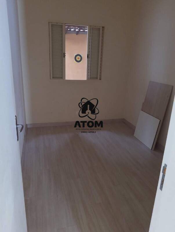 Casa em condominio à venda no Piracangaguá: 