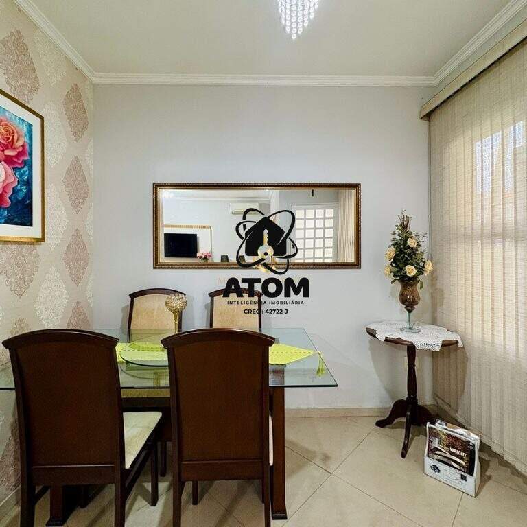 Casa à venda no Bairro dos Guedes: 