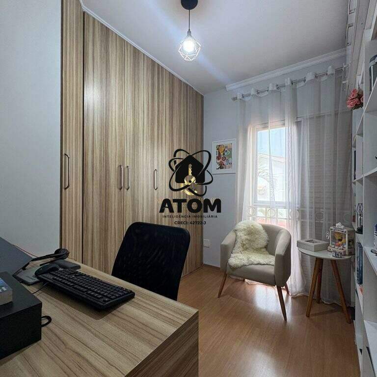 Casa à venda no Bairro dos Guedes: 